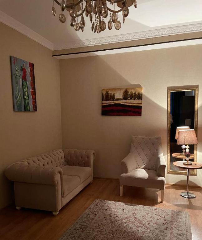 Hotel Grand Mirror 4*