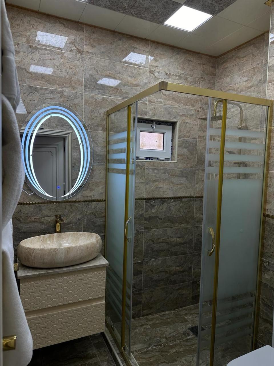 Grand Mirror Hotel 4*