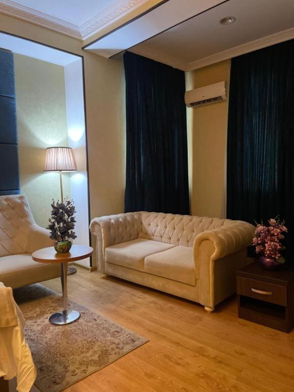 Hotel Grand Mirror 4*